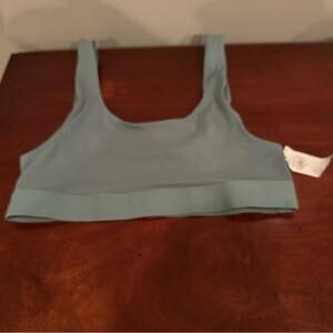 Old Navy Green Lightweight Sports Bra Tank NWT